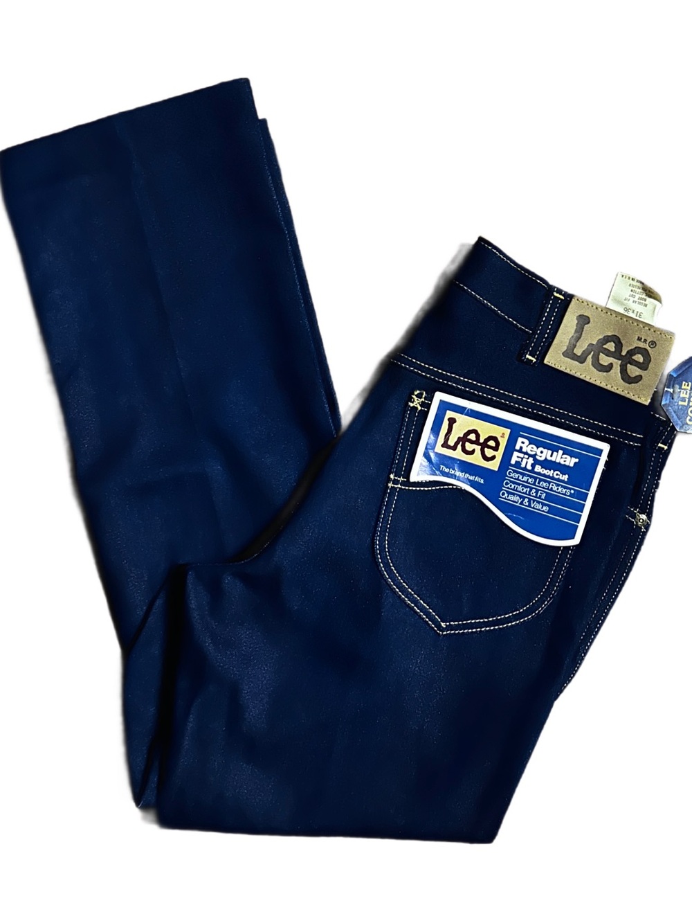 Lee ~ Vintage (80’s) ~ USA ~ Men’s Size 31/36 ~ Denim Blue Bootcut Jeans ~ New